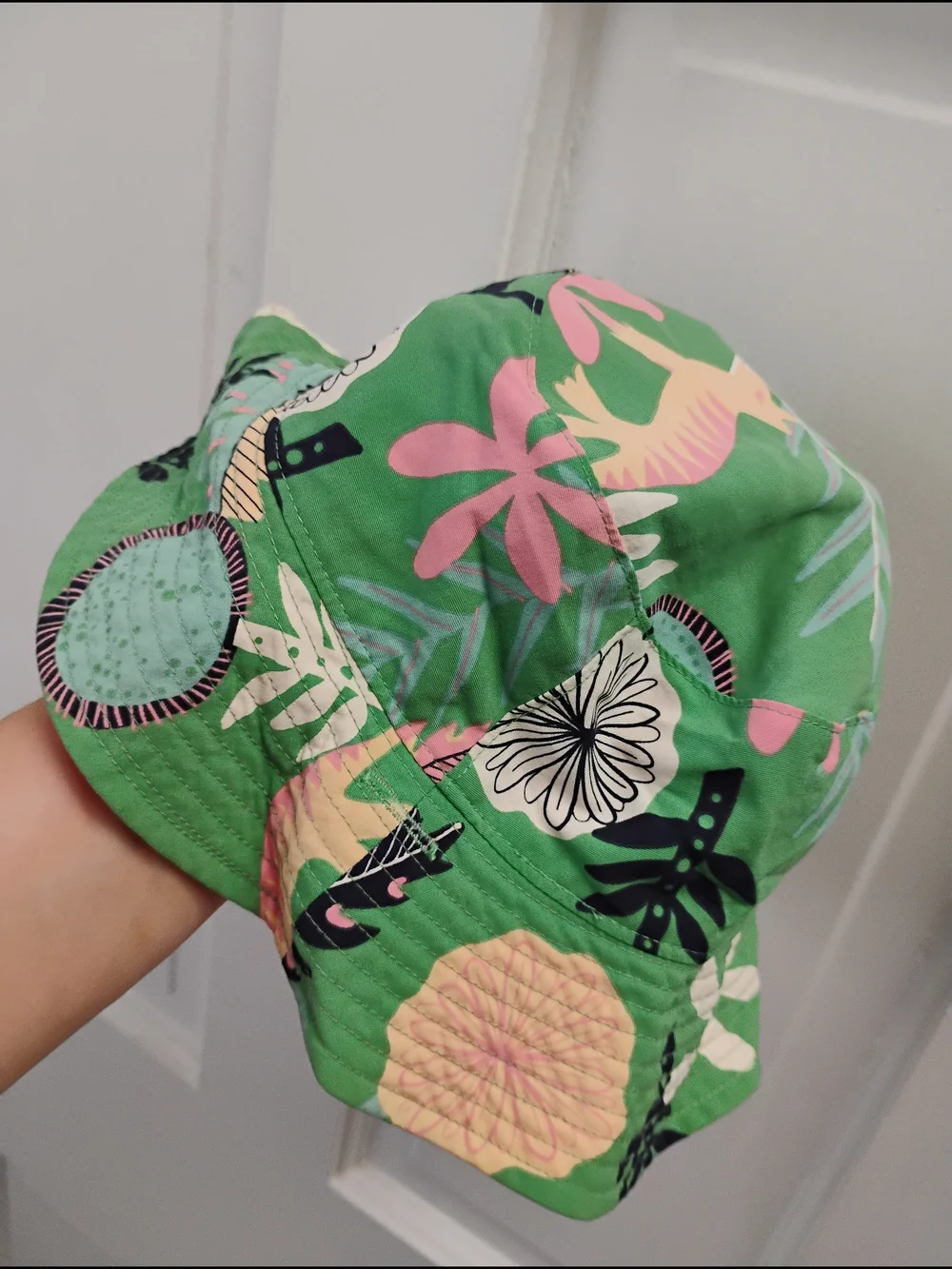 Patagonia kids bucket